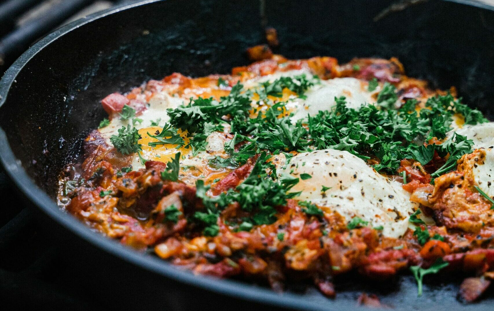 Shakshuka – Ein köstliches Frühstück aus dem Mittelmeerraum